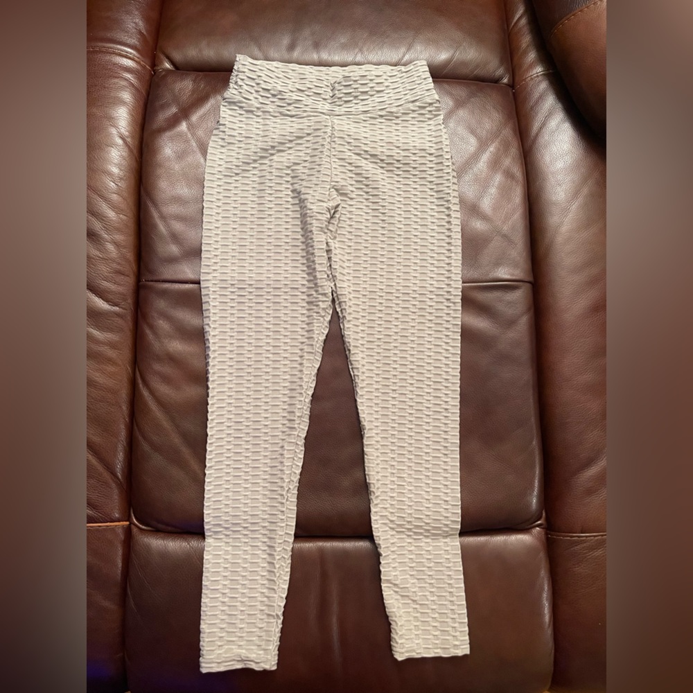 Light gray stretchy pants size medium
